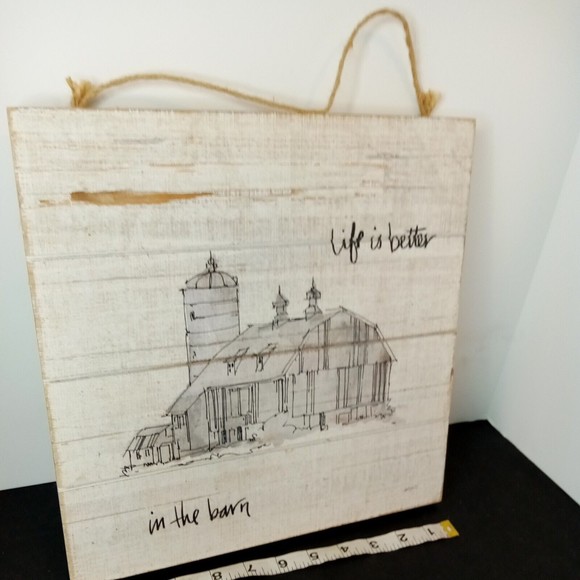 Wooden Wall Plaque Sign- Farm House Style, Life is Better‎ in a Barn - Picture 3 of 7